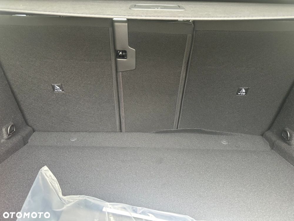 Peugeot 308 1.5 BlueHDi Allure S&S EAT8 - 23