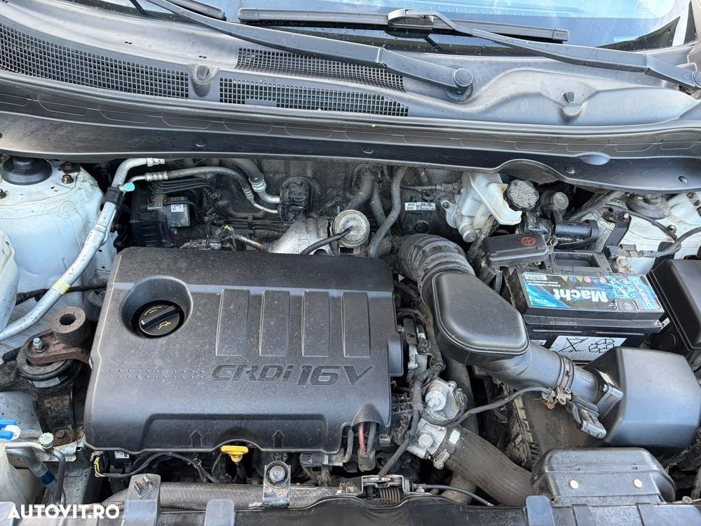 Kia Sportage 1.7 CRDI 2WD Attract - 11