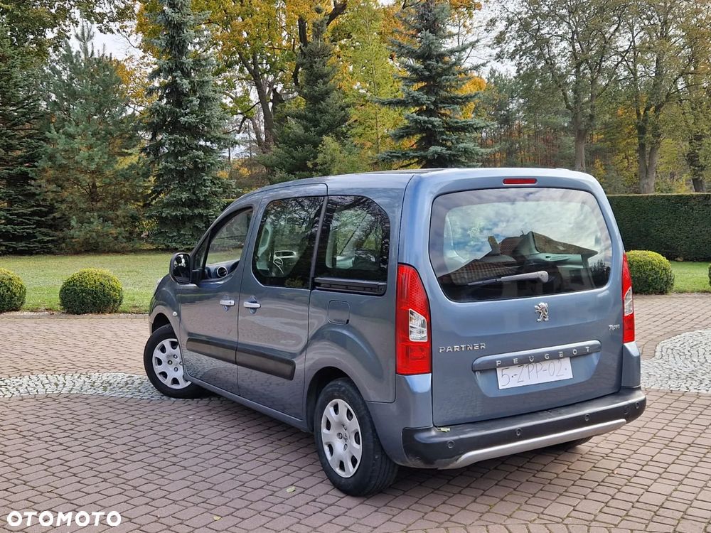 Peugeot Partner Tepee 90 Family - 4