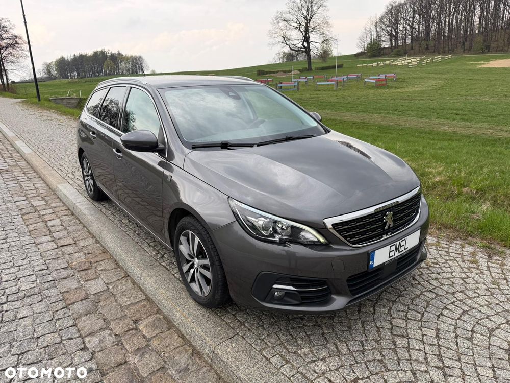 Peugeot 308 1.2 PureTech GPF Active Pack Business S&S - 1