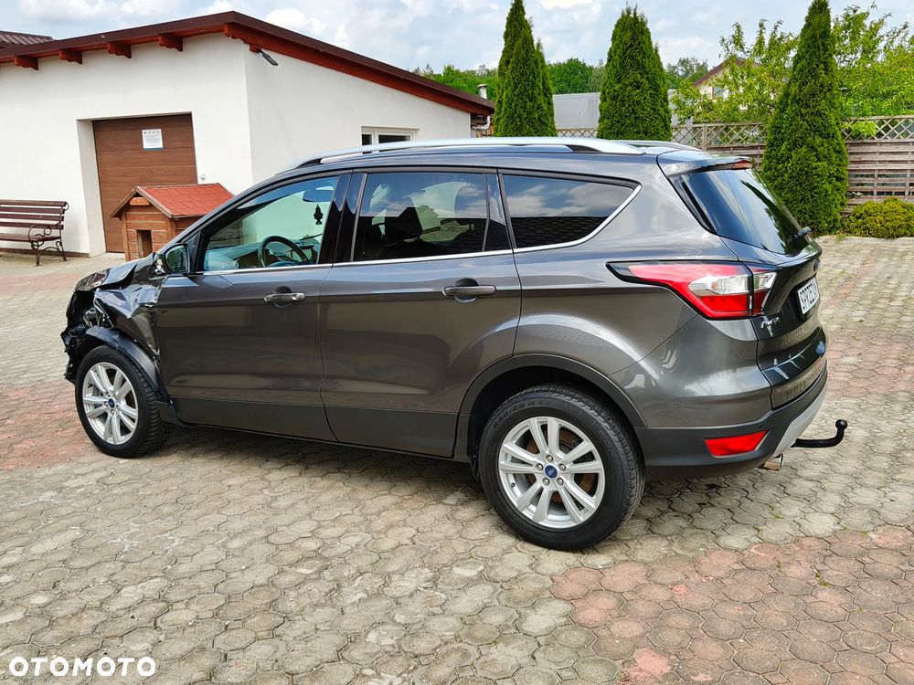 Ford Kuga - 5
