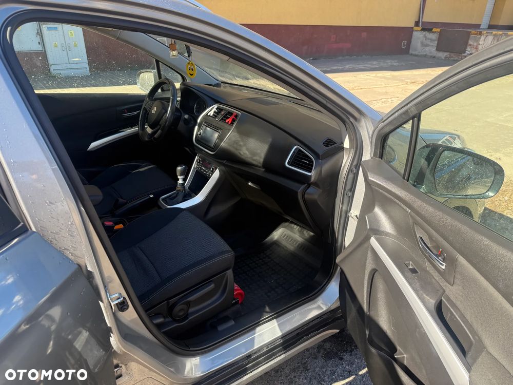 Suzuki SX4 S-Cross - 8