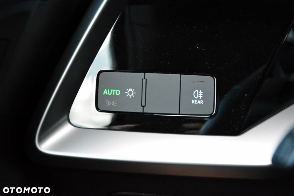 Audi A3 Limousine 30 TFSI mHEV S tronic - 19