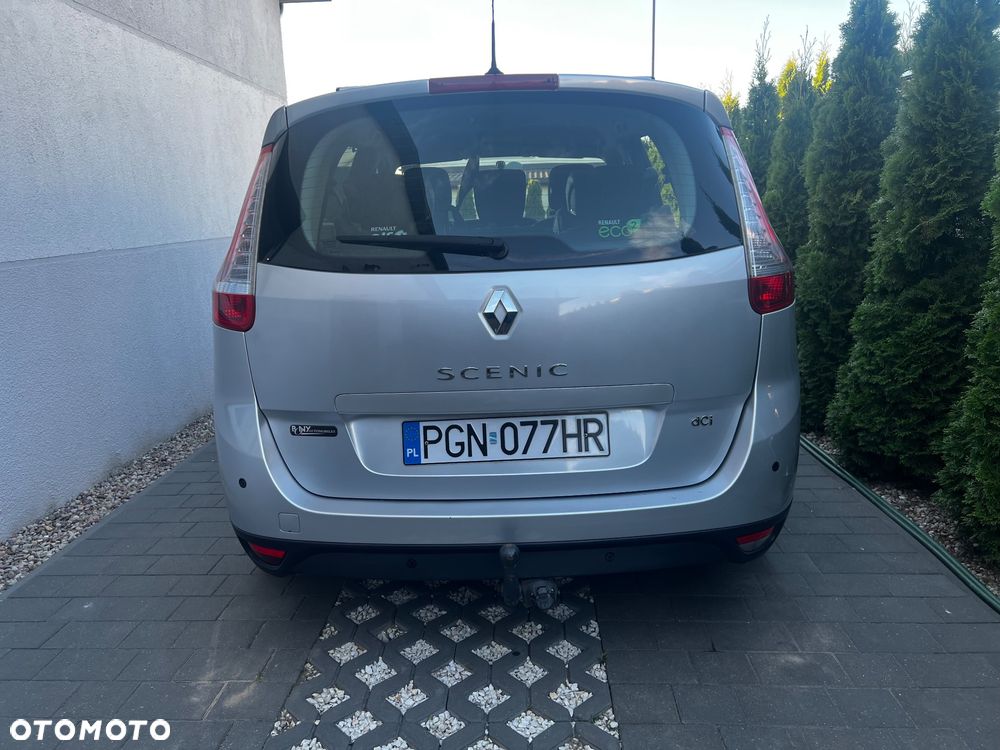 Renault Scenic 2011 photo 2