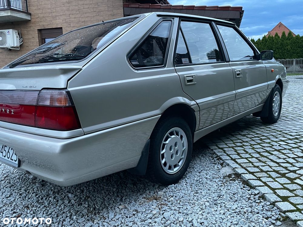 Polonez Caro - 5