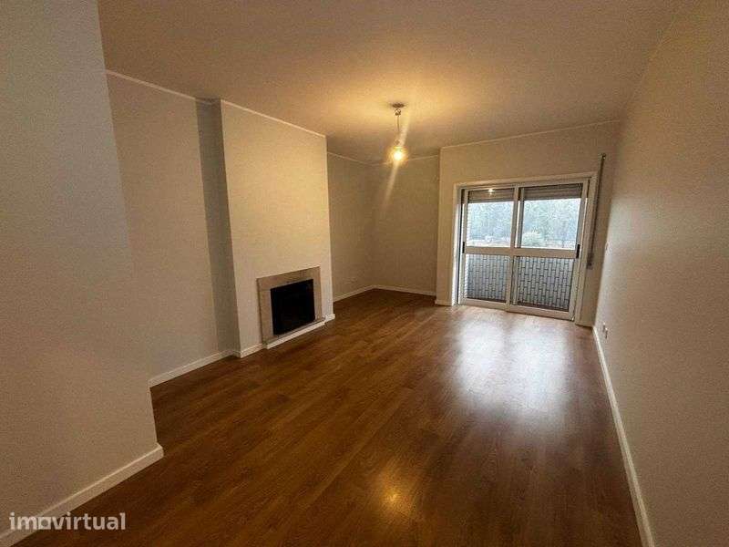 Apartamento T2 – Pronto a habitar - Grande imagem: 3/12