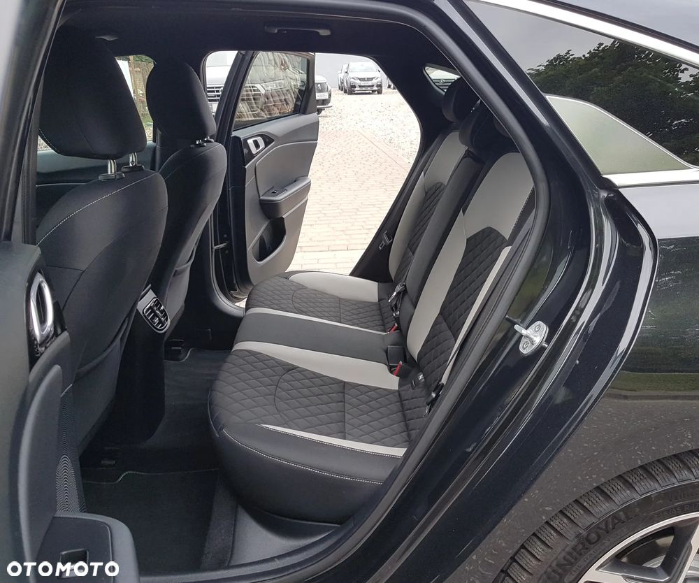 Kia ProCeed 1.6 CRDi DCT7 SCR GT LINE - 11