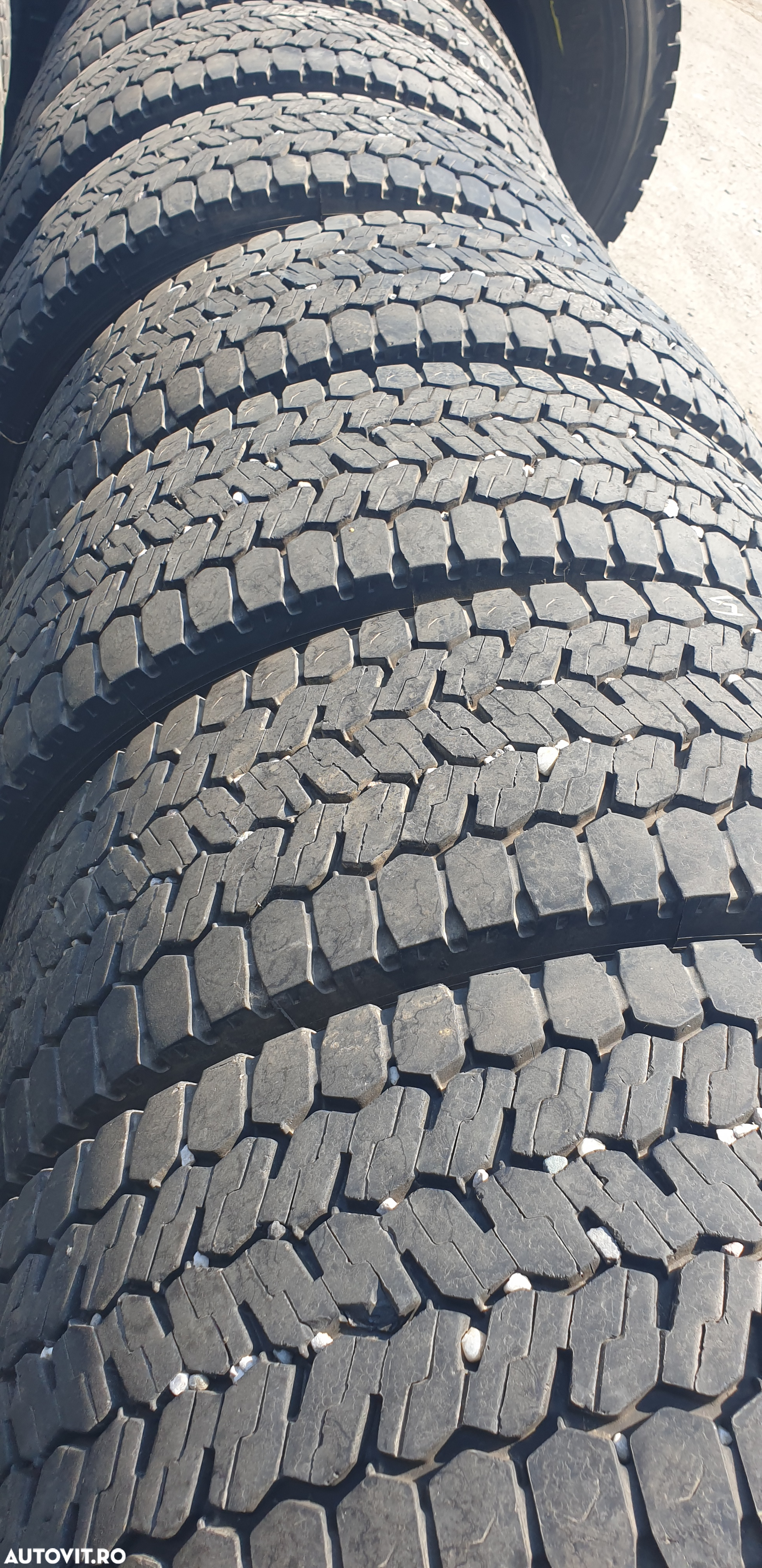 1400 R 20, 320 70 20, 425 75 20, 300 70 20 - 7