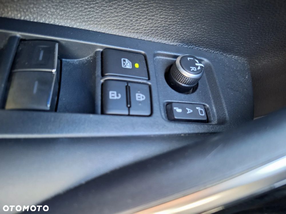 Toyota Corolla - 20