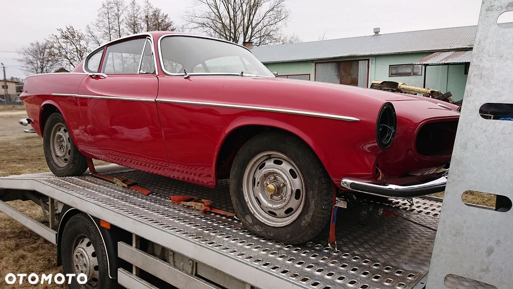 Volvo P1800 - 1