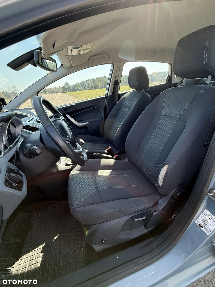 Ford Fiesta 1.4 Titanium - 9