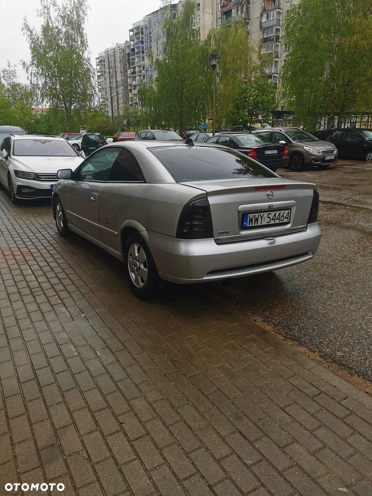Opel Astra - 4