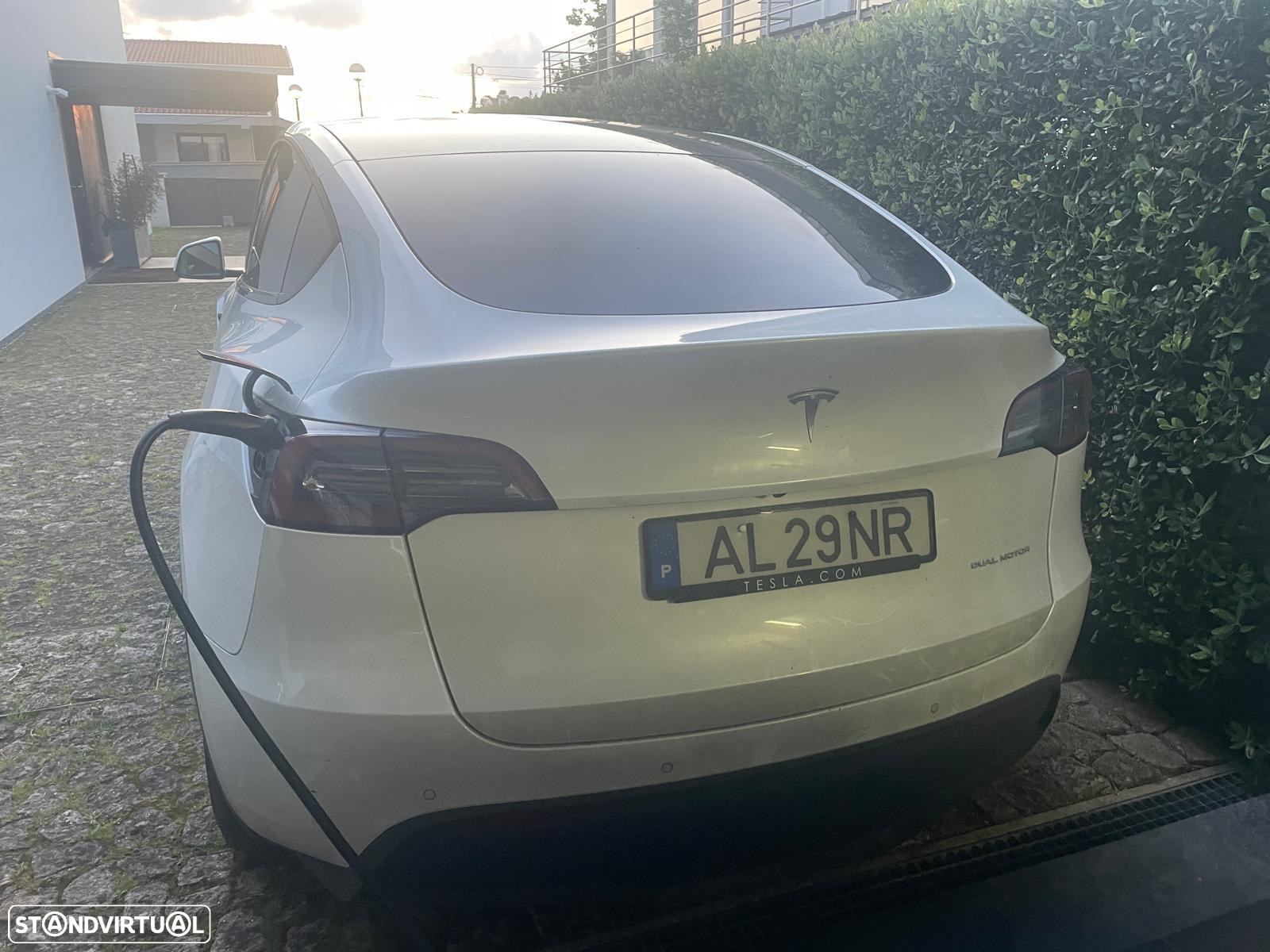 Tesla Model Y Long Range Tração Integral - 3