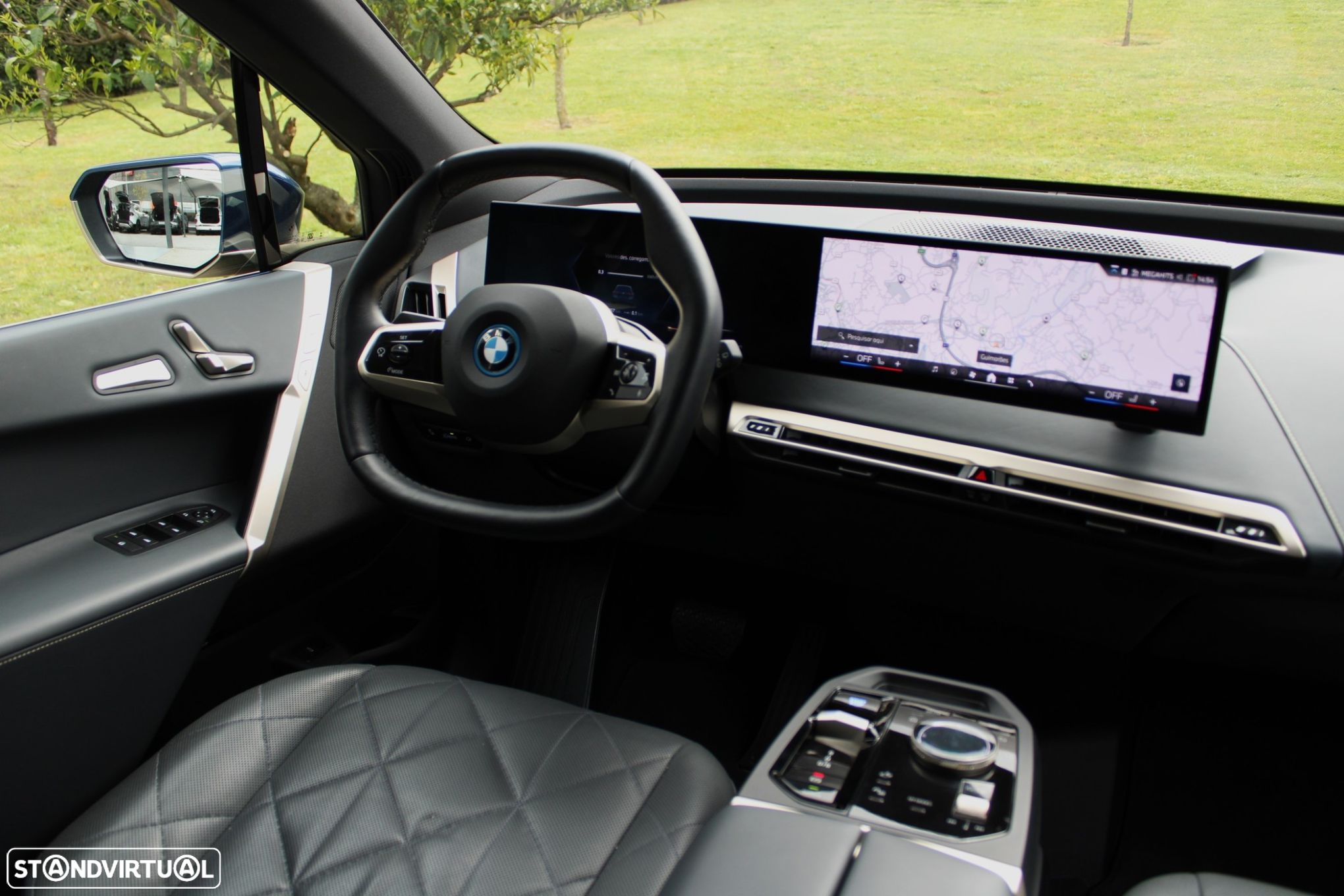 BMW iX xDrive 50 Pack Desportivo - 24