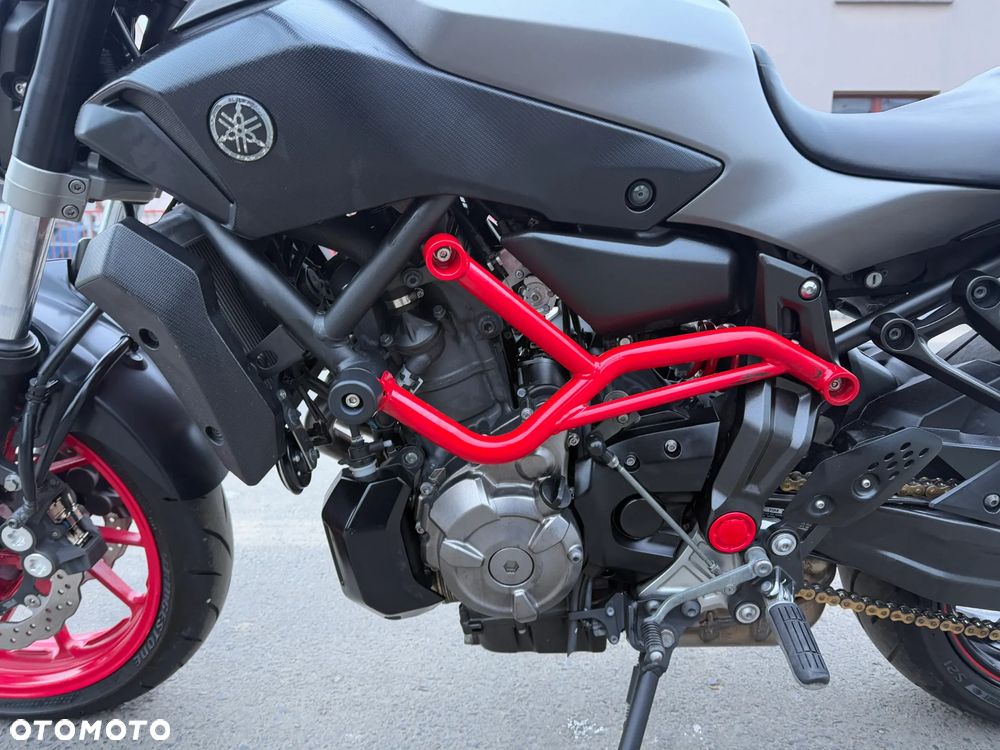 Yamaha MT - 22