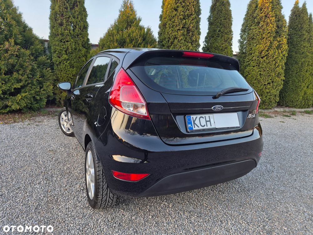 Ford Fiesta 1.25 Celebration - 33