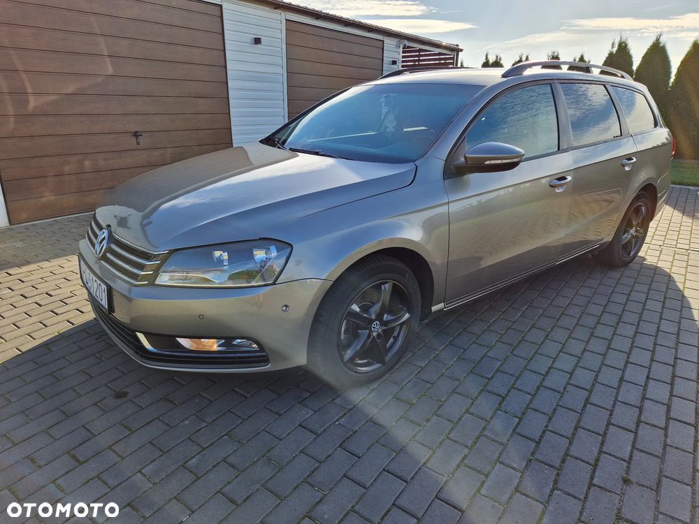 Volkswagen Passat 1.6 TDI Comfortline - 2