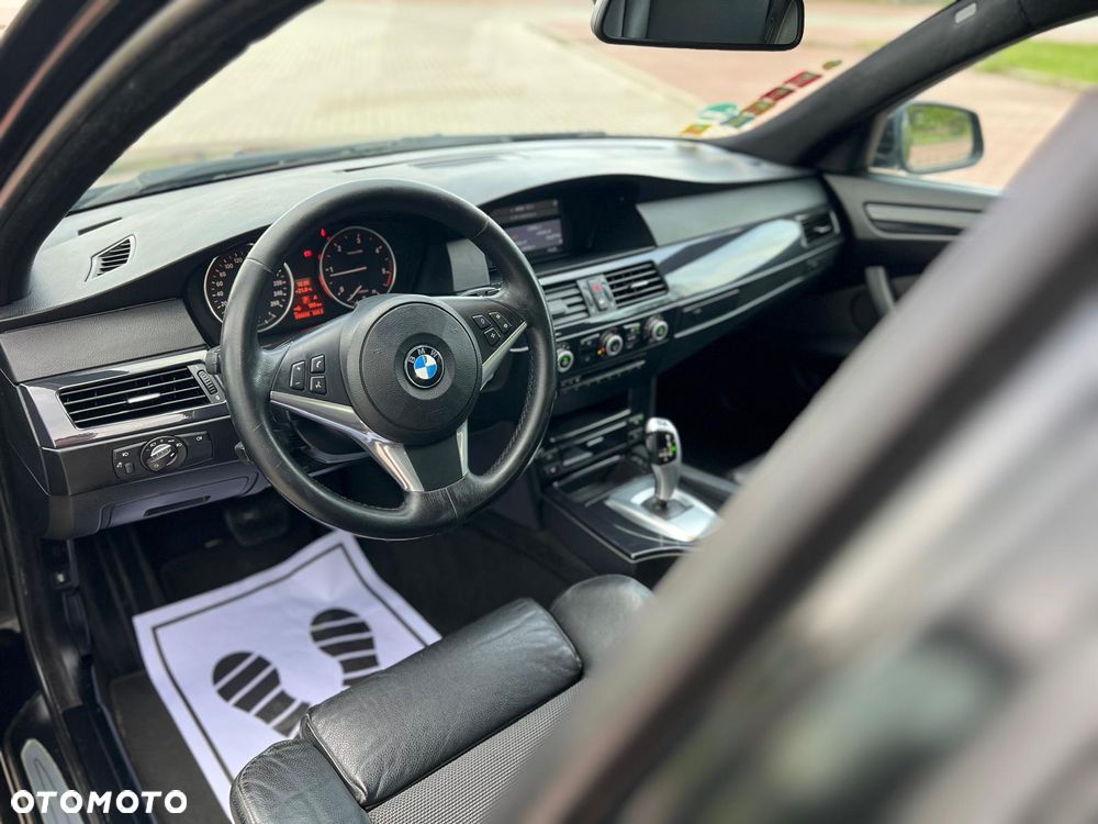 BMW Seria 5 520d - 8