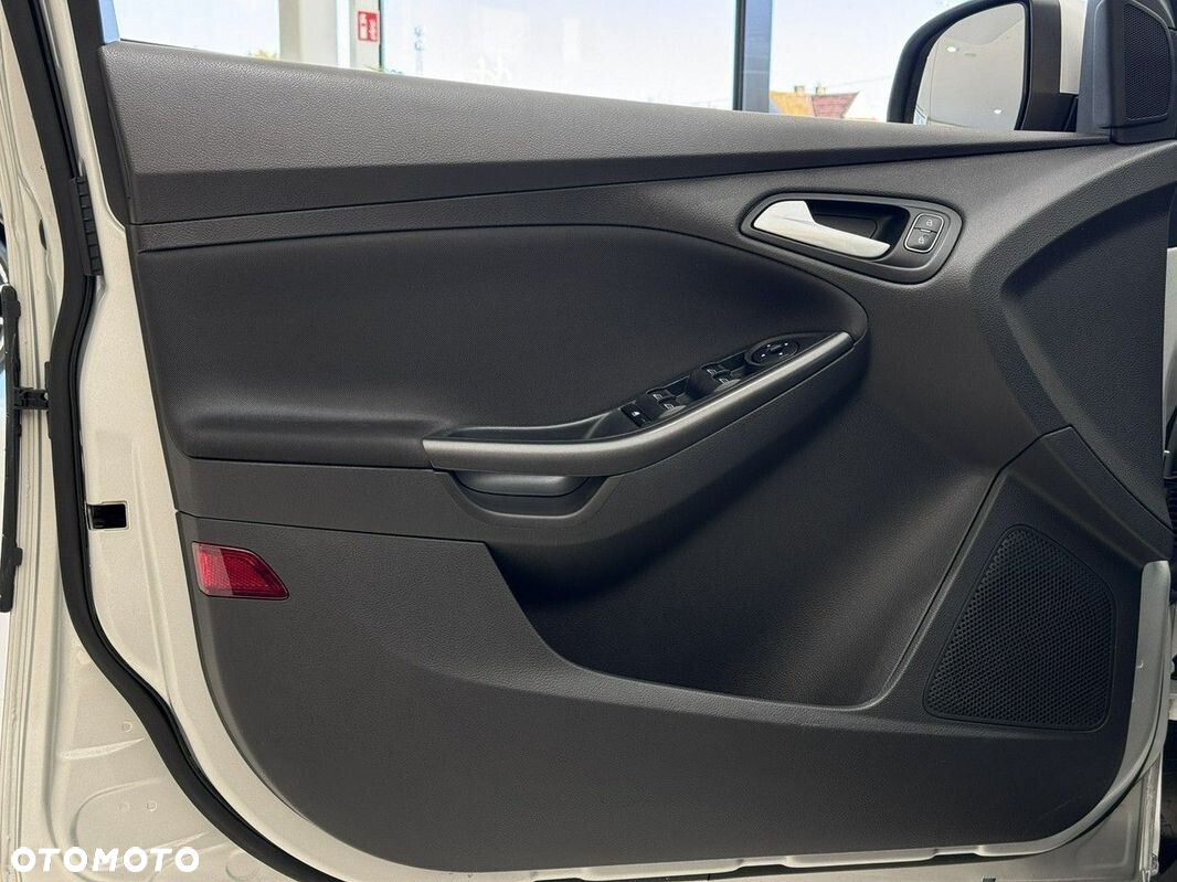 Ford Focus - 15