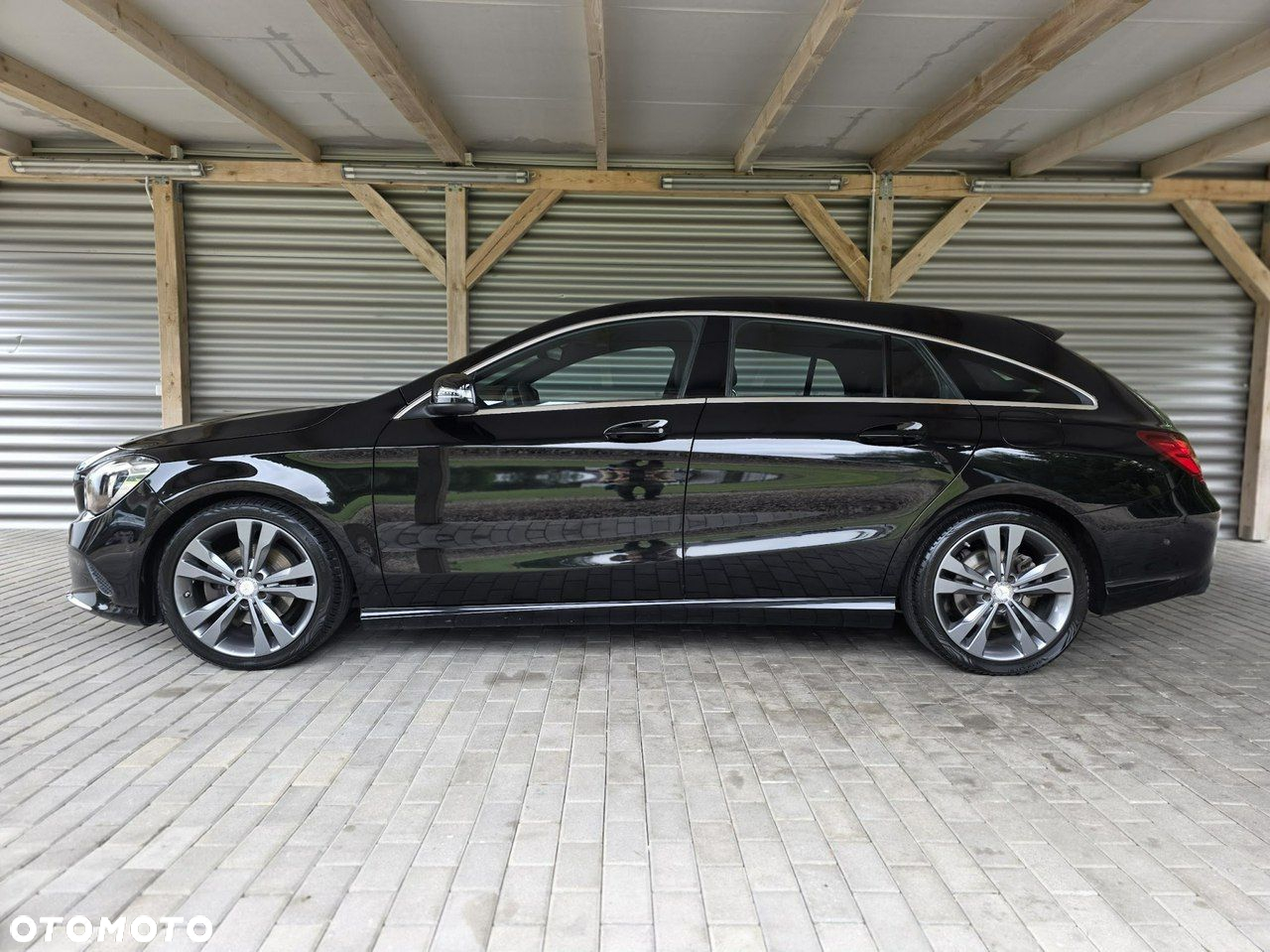 Mercedes-Benz CLA - 5