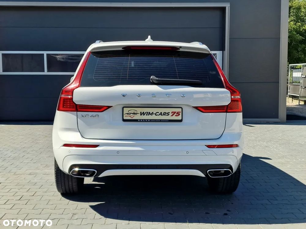 Volvo XC 60 D4 R-Design - 16
