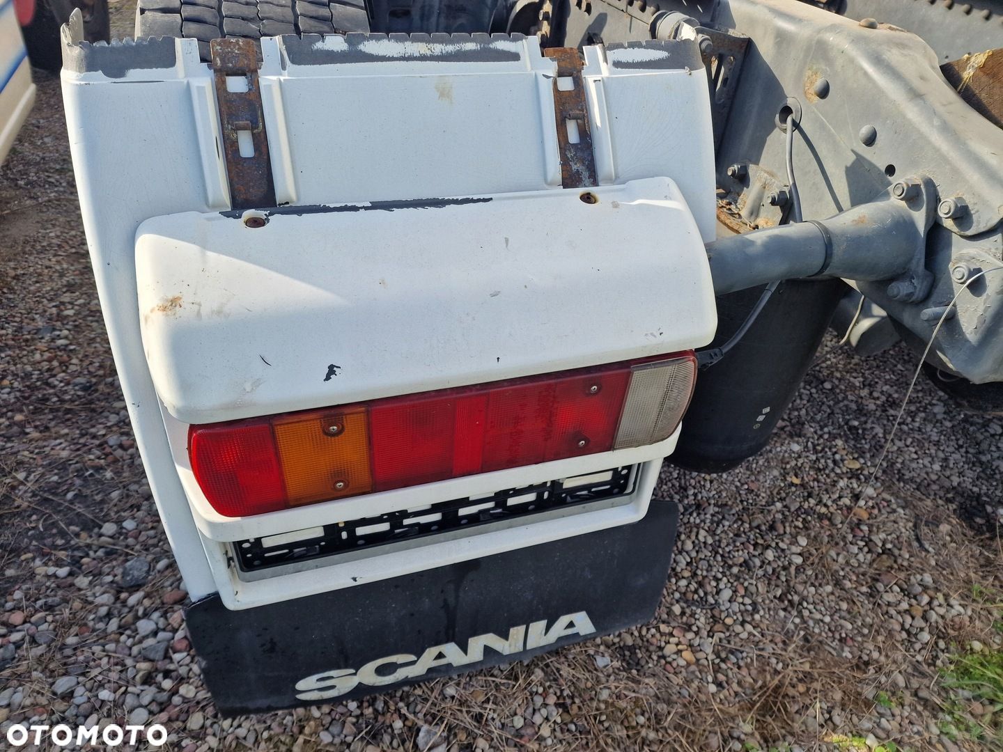 Nadkole Prawe Tylne Gitara Wspornik Mocowanie Błotnika Scania R - 1