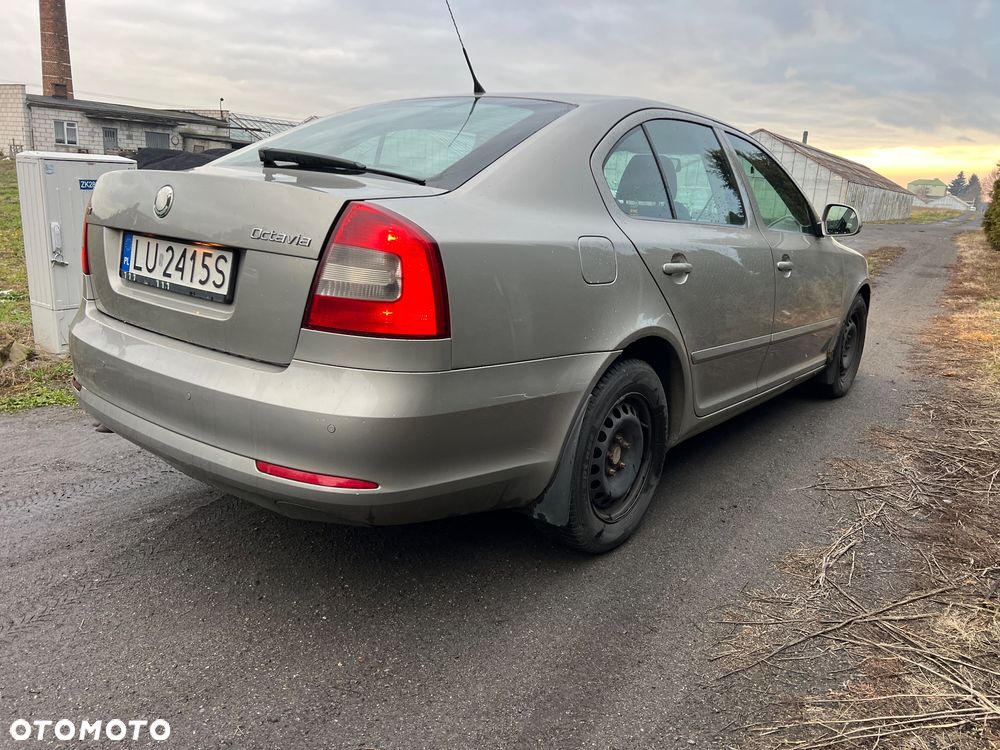 Skoda Octavia 2.0 TDI Ambiente - 3