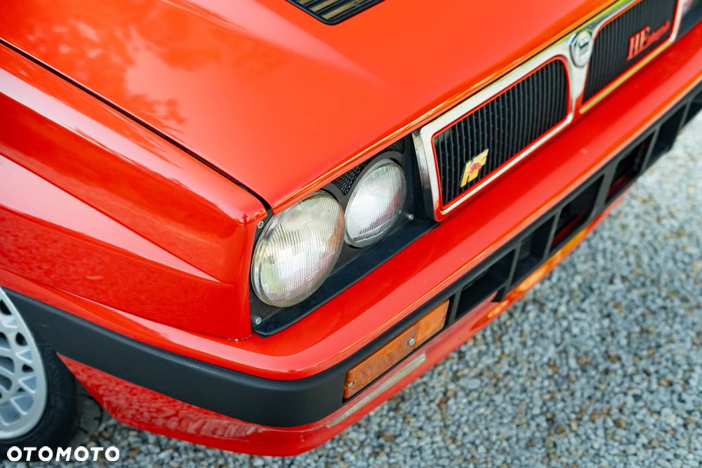 Lancia Delta - 11