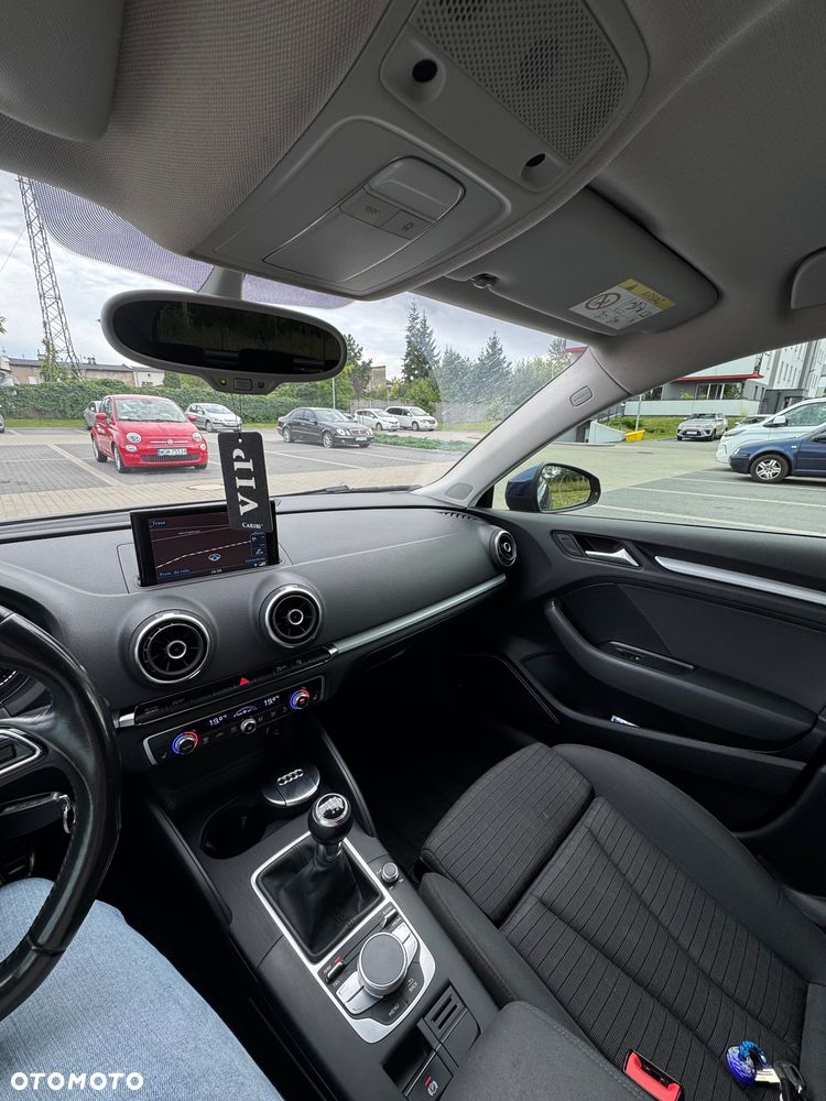Audi A3 Sportback 1.8 TFSI Ambition - 10