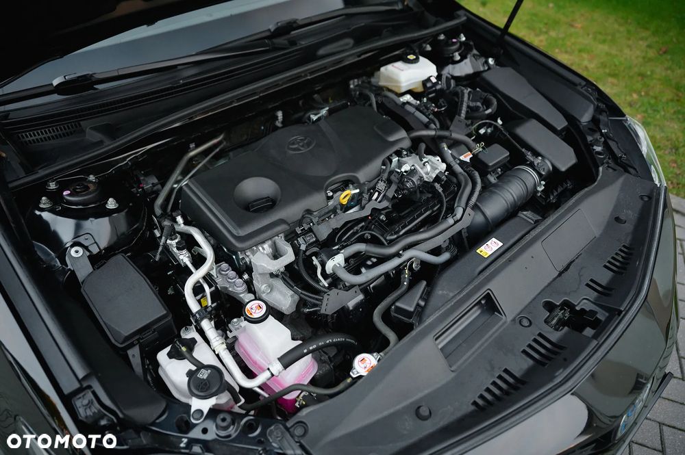 Toyota Camry 2.5 Hybrid Executive CVT - 29