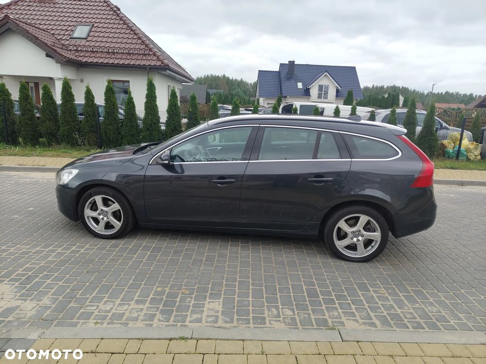 Volvo V60 D3 Kinetic - 2
