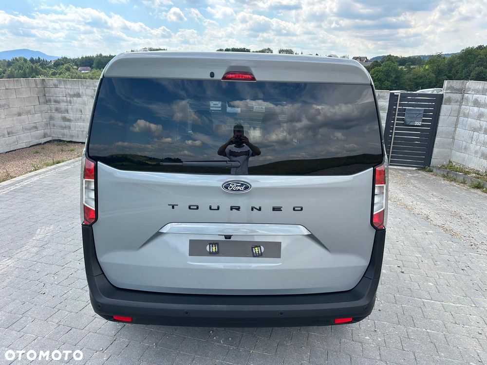Ford Tourneo Courier 1.0 EcoBoost Titanium - 5