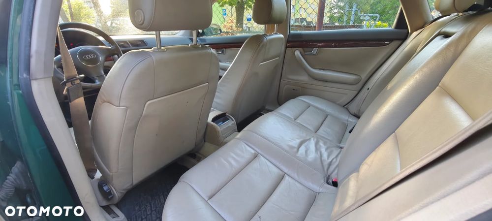 Audi A4 Avant - 1