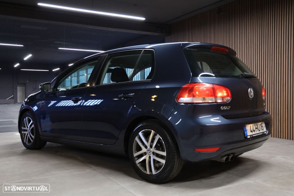 VW Golf 2.0 TDi Confortline - 26