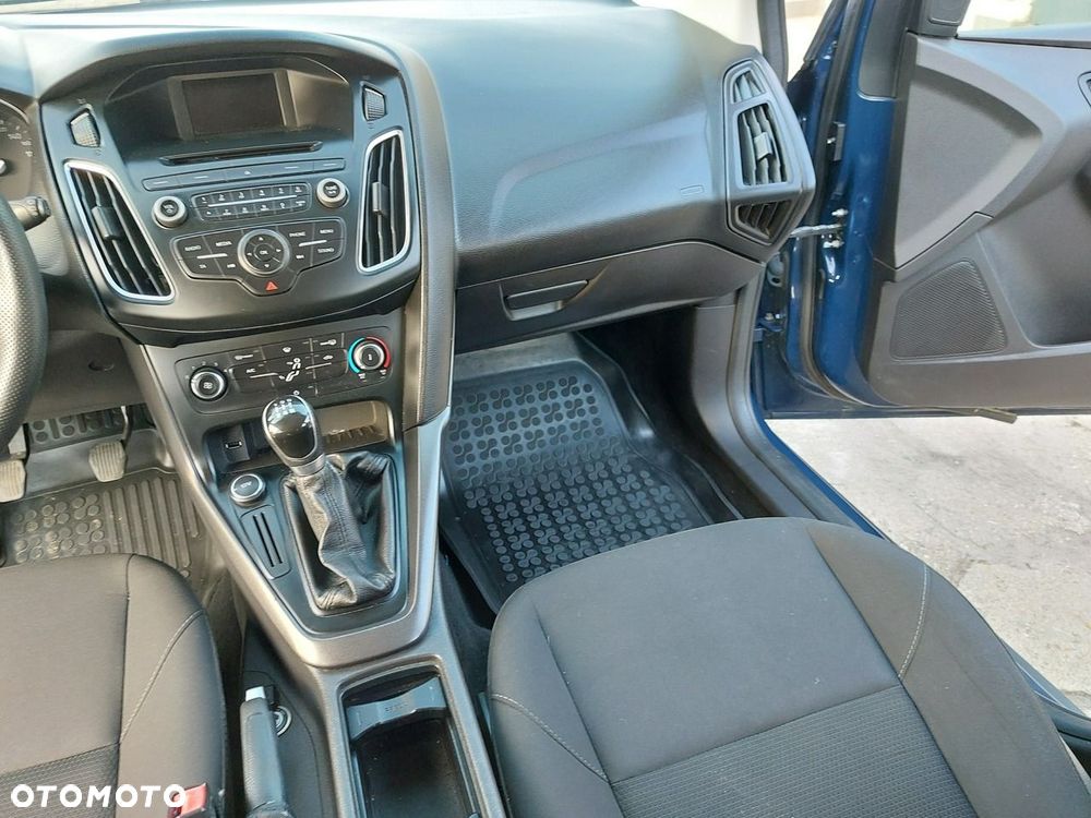 Ford Focus - 16