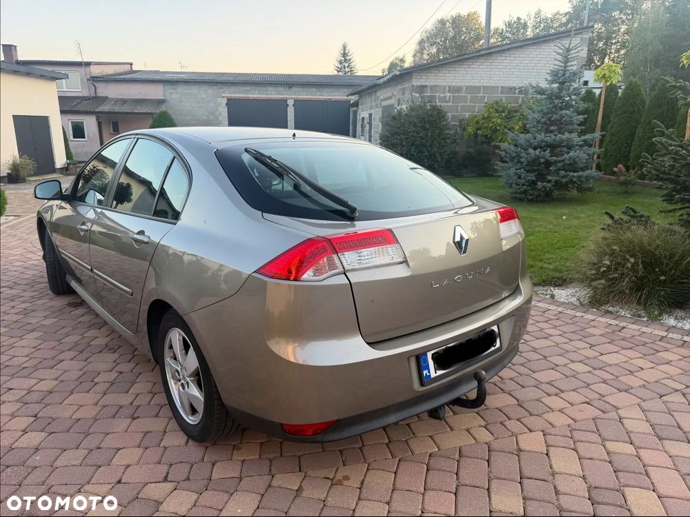 Renault Laguna - 8