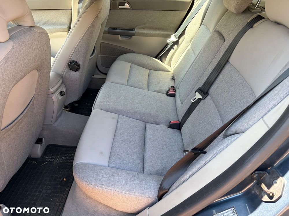 Volvo V50 - 22