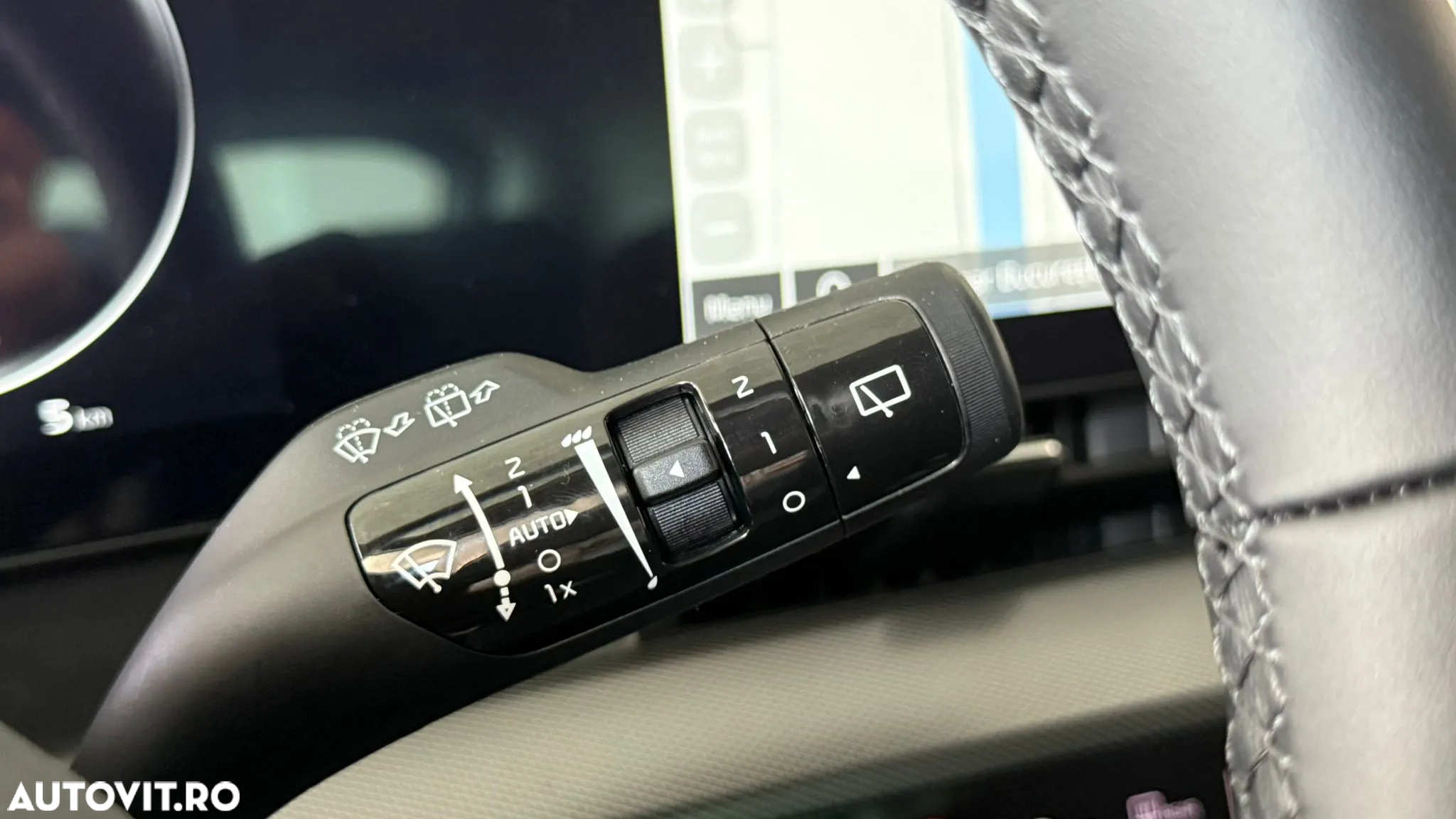 Kia Sportage 1.6 T-GDI HEV 6AT 4x4 Business Line - 14