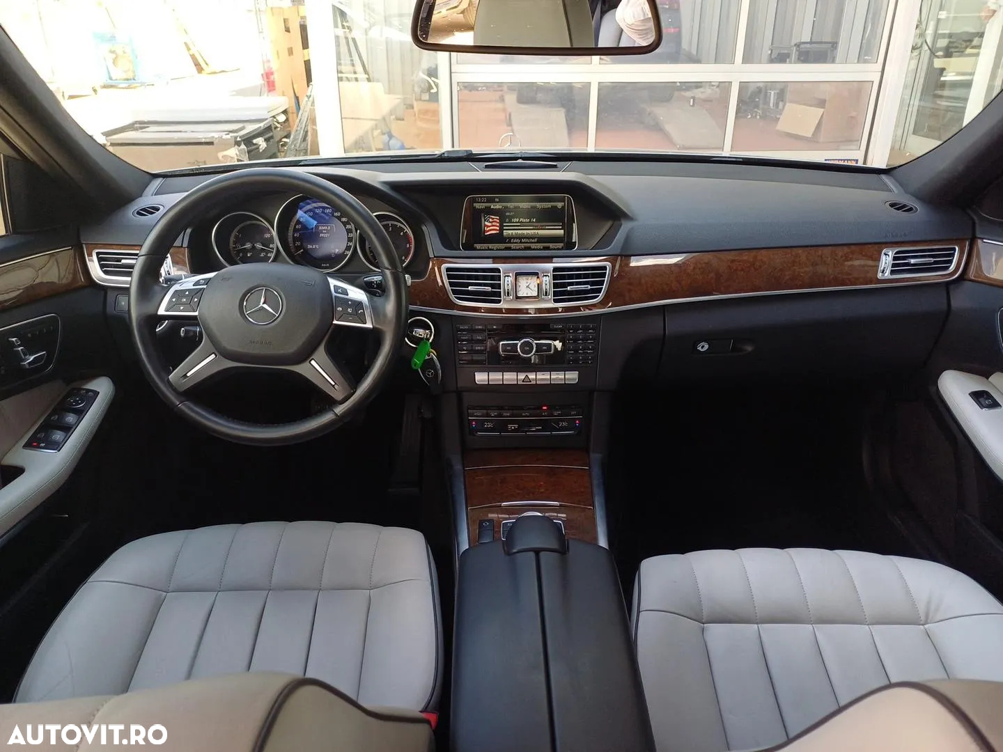 Mercedes-Benz E 250 BlueTEC 4Matic 7G-TRONIC Elegance - 21