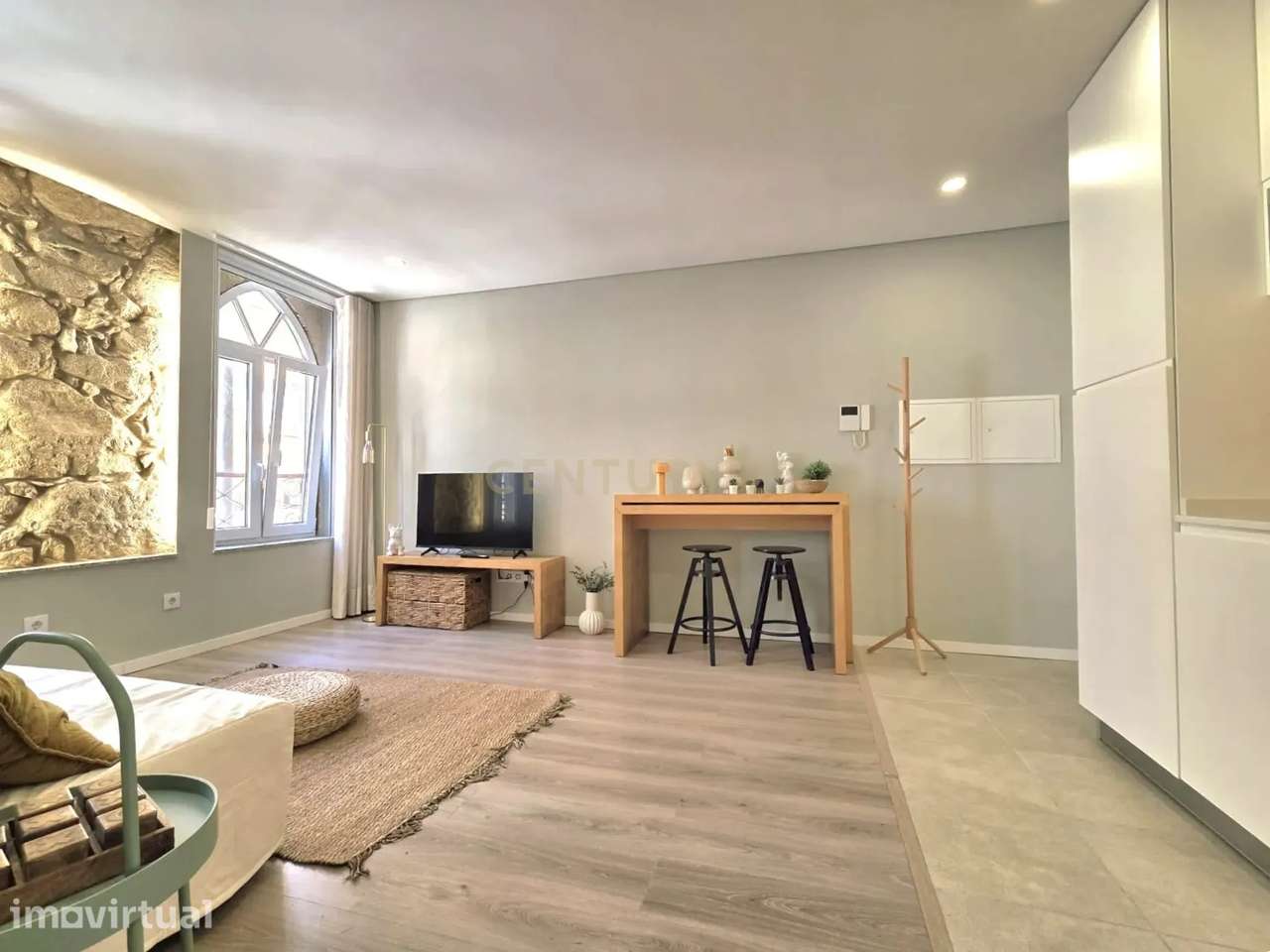 Apartamento T1 – Excelente Localização - Junto ao El Corte Inglês - Grande imagem: 2/15