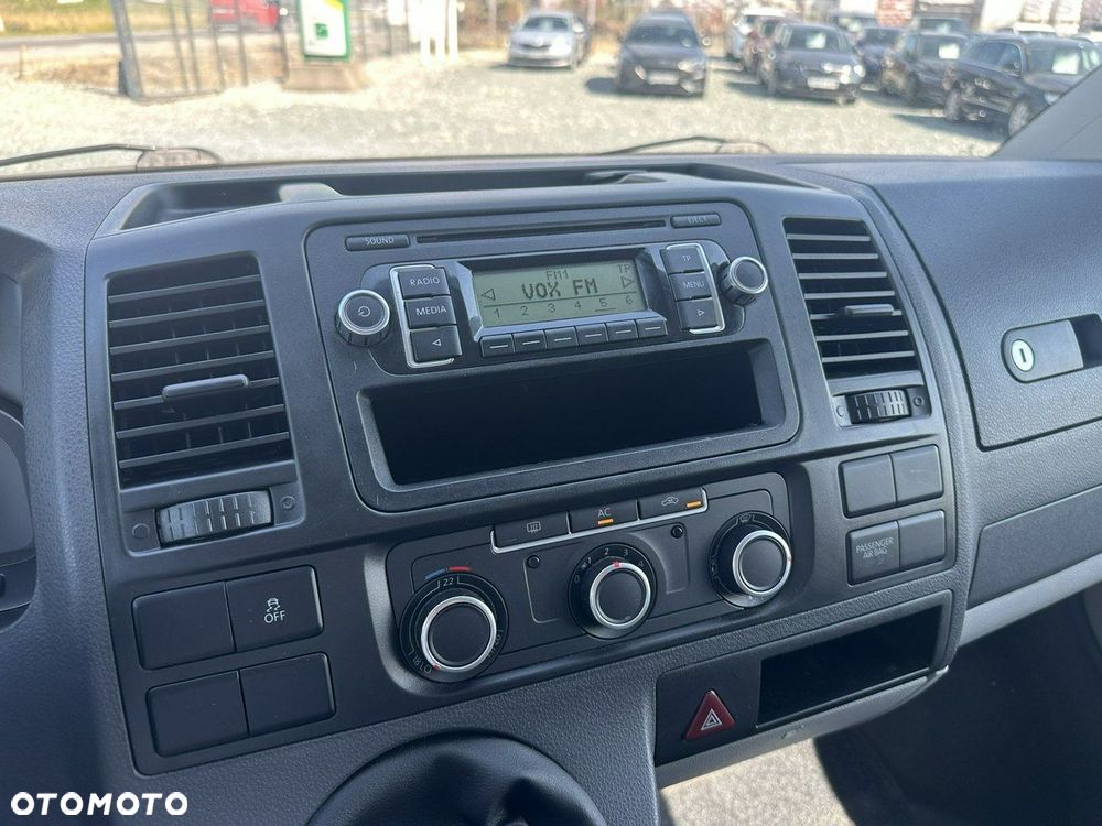 Volkswagen Transporter T5 TDI L1H1 - 22