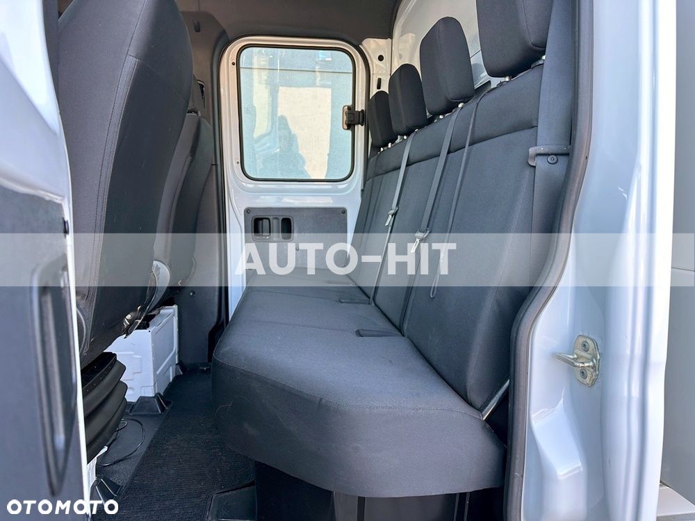 Mercedes-Benz Sprinter - 21