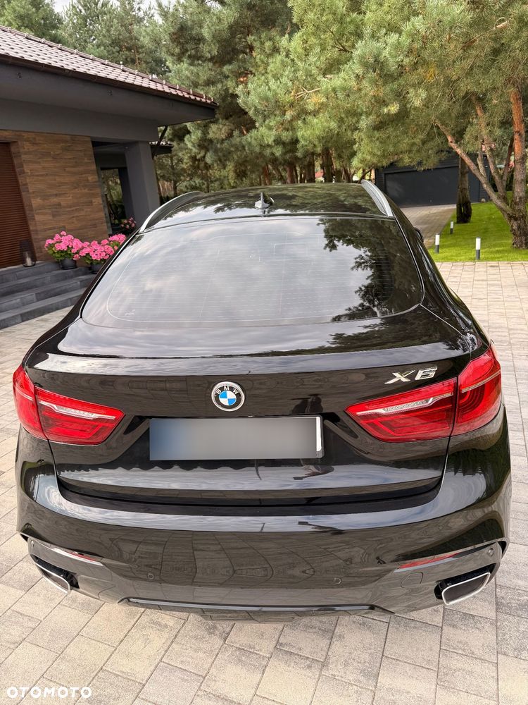 BMW X6 xDrive30d - 17