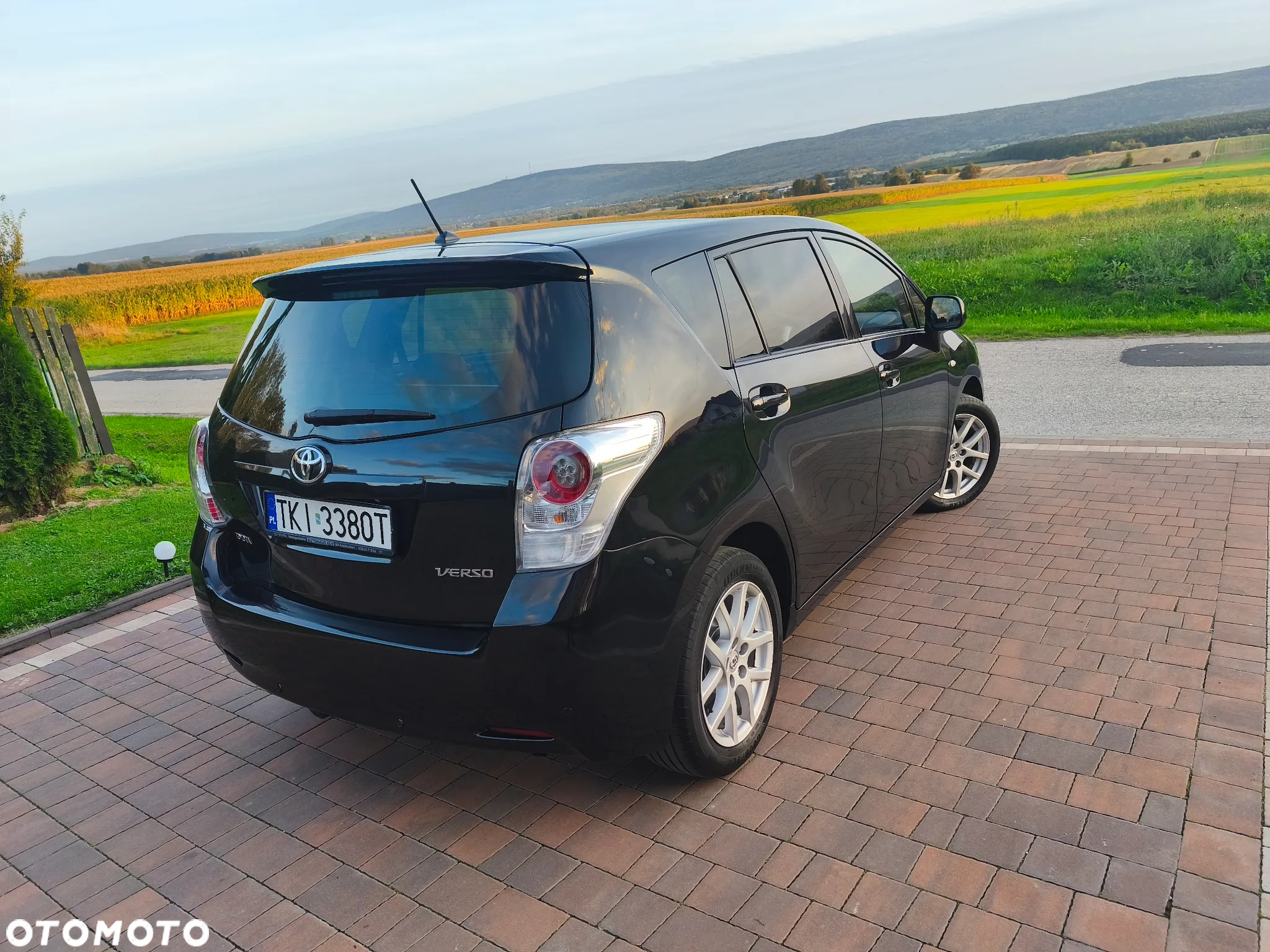 Toyota Verso - 2