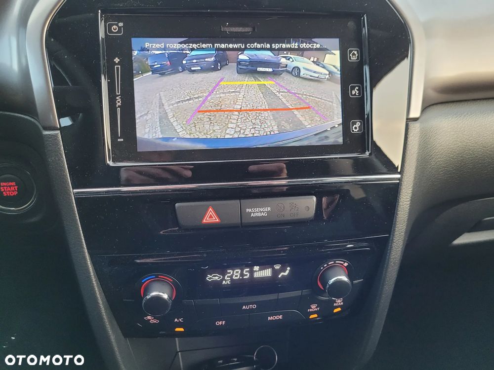 Suzuki Vitara 1.5 Dualjet Hybrid Allgrip AGS Comfort "SHINKAI" - 8