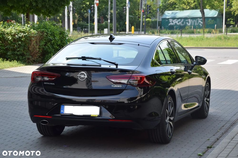Opel Insignia 2.0 CDTI Cosmo - 3