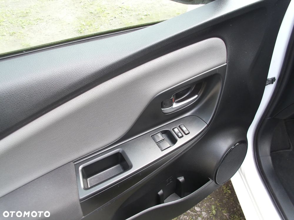Toyota Yaris 1.5 Premium - 21
