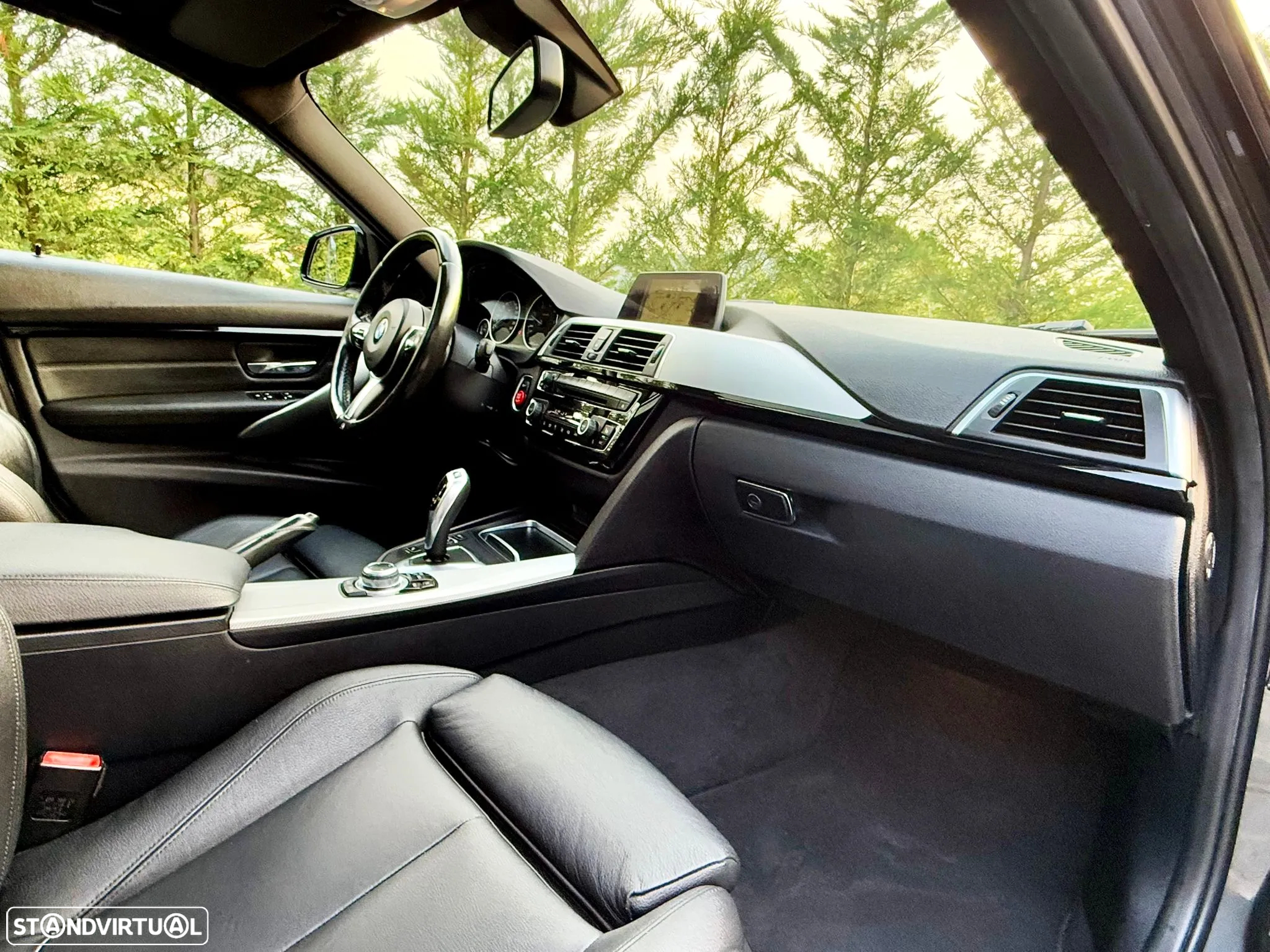 BMW 320 d Touring Aut. M Sport - 16