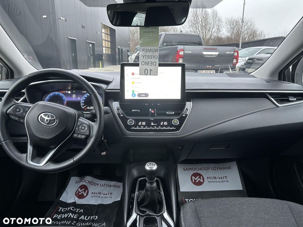 Toyota Corolla - 32