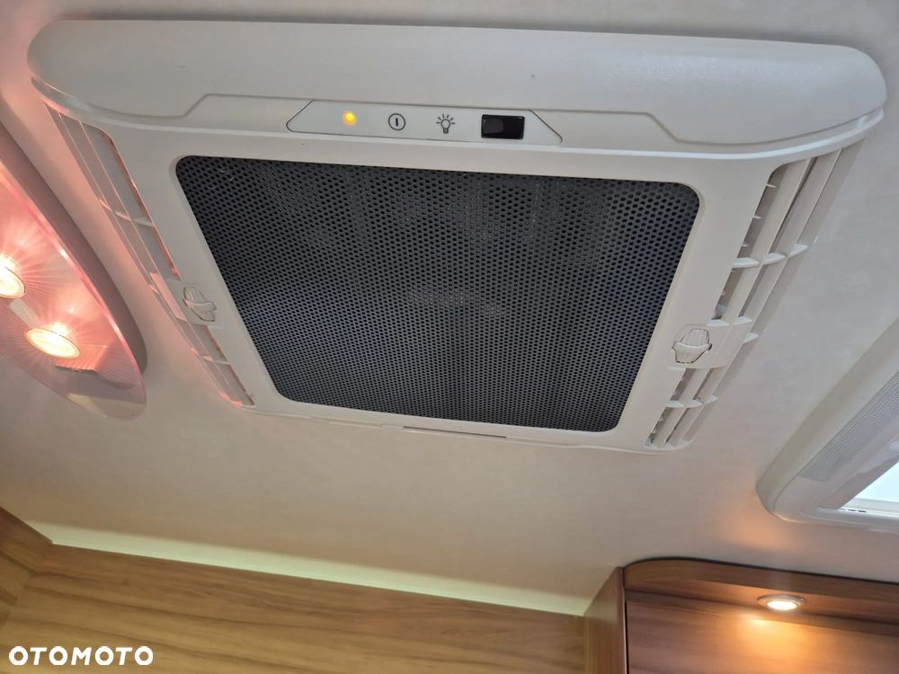 KNAUS Weinsberg 450 - 18